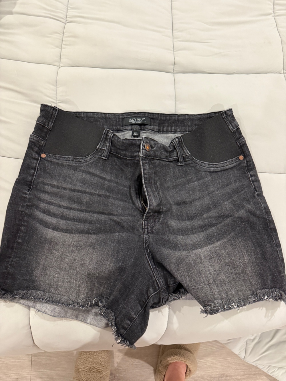 Judy Blue Women's Black Distressed Maternity Shorts